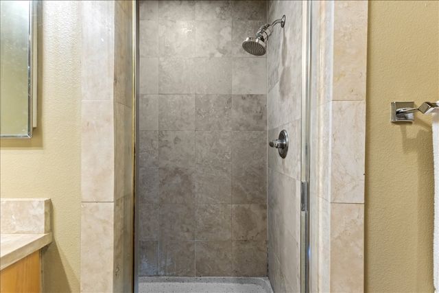 5055 Addison Circle 427, Addison, TX 75001