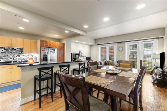 5055 Addison Circle 427, Addison, TX 75001