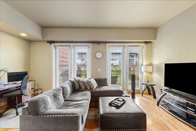 5055 Addison Circle 427, Addison, TX 75001