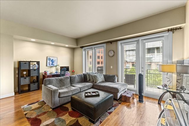 5055 Addison Circle 427, Addison, TX 75001