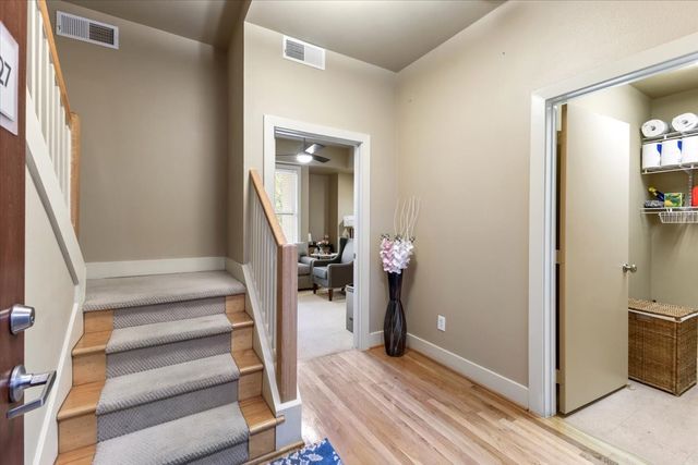 5055 Addison Circle 427, Addison, TX 75001