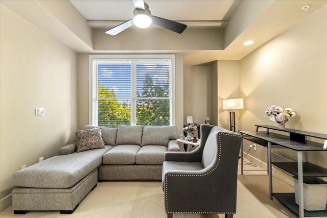 5055 Addison Circle 427, Addison, TX 75001