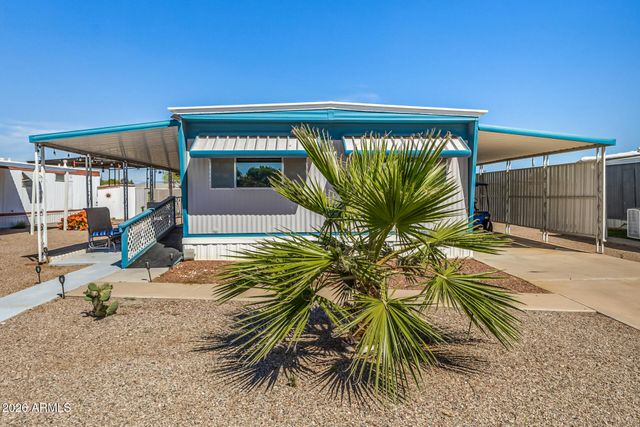 747 E GERMANN Road 18, San Tan Valley, AZ 85140