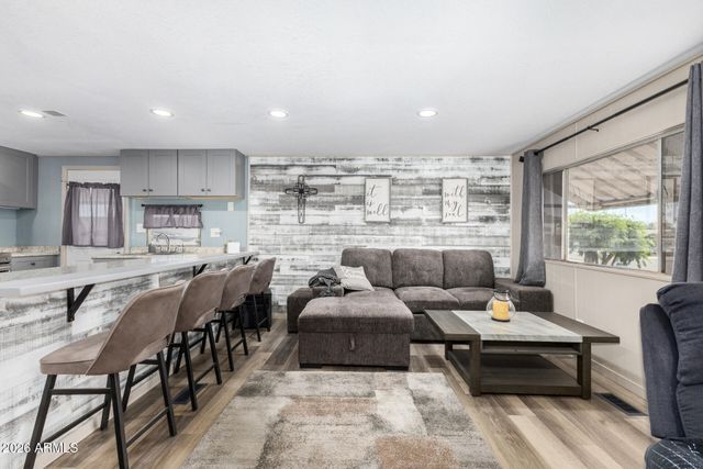 747 E GERMANN Road 18, San Tan Valley, AZ 85140