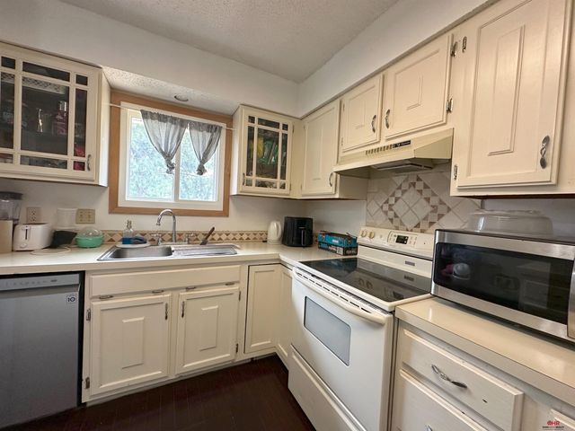 436 Mormon Trail, Lincoln, NE 68521