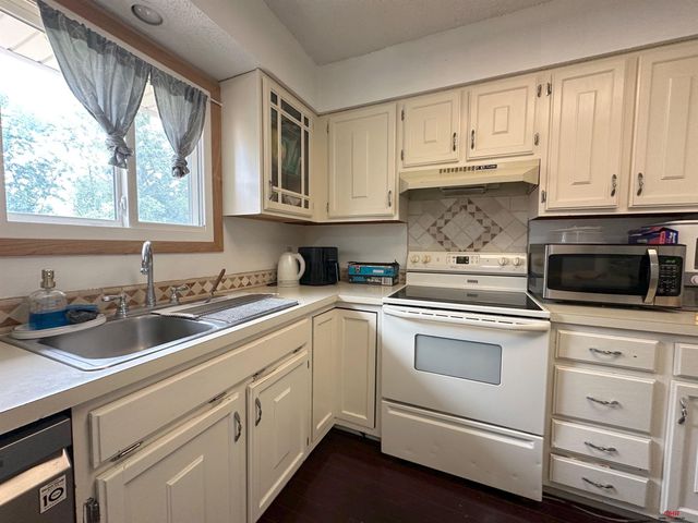 436 Mormon Trail, Lincoln, NE 68521