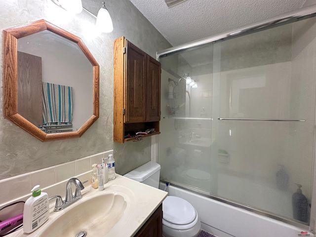 436 Mormon Trail, Lincoln, NE 68521