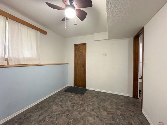 436 Mormon Trail, Lincoln, NE 68521