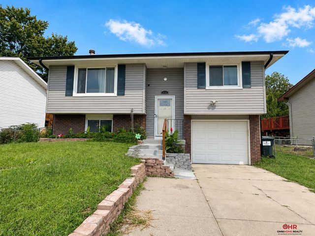 436 Mormon Trail, Lincoln, NE 68521