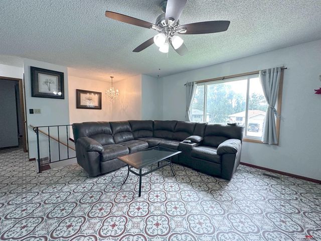 436 Mormon Trail, Lincoln, NE 68521