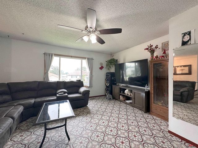 436 Mormon Trail, Lincoln, NE 68521
