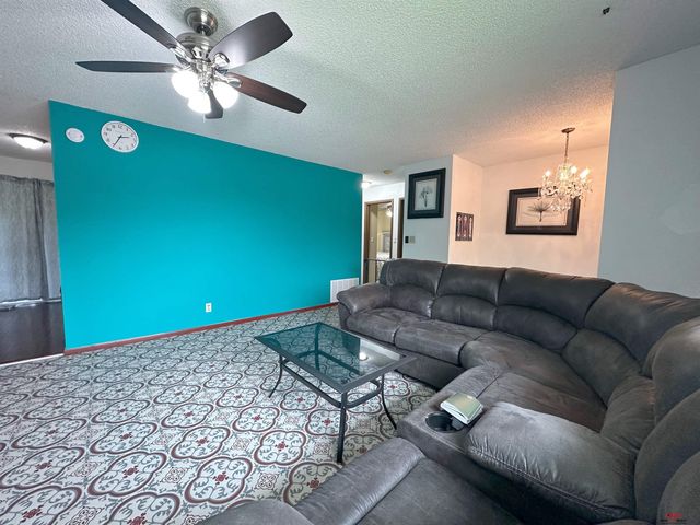 436 Mormon Trail, Lincoln, NE 68521