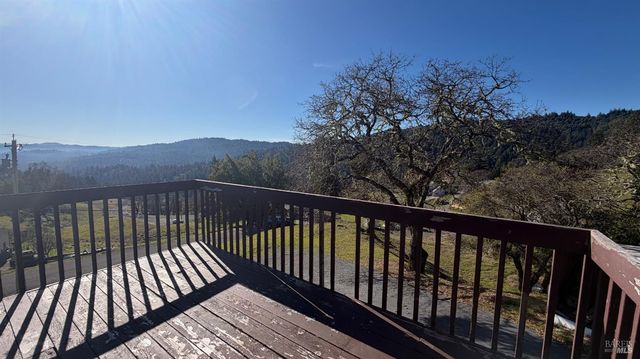 27231-27239 Oriole Dr, Willits, CA 95490