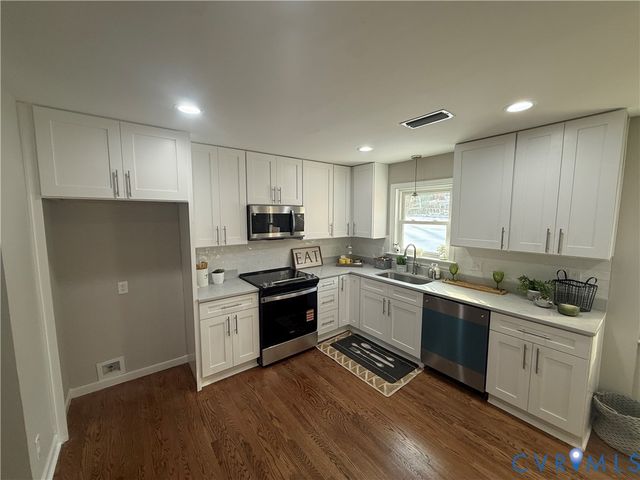 142 Heppel Rd, Chesterfield, VA 23236