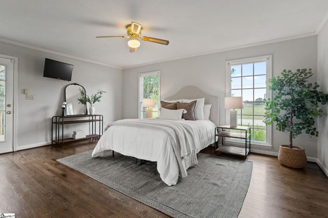 705 Jenkins Bridge Road, Simpsonville, SC 29680