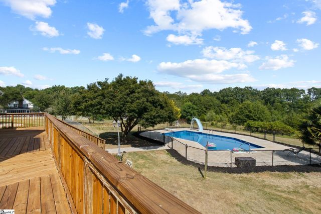 705 Jenkins Bridge Road, Simpsonville, SC 29680