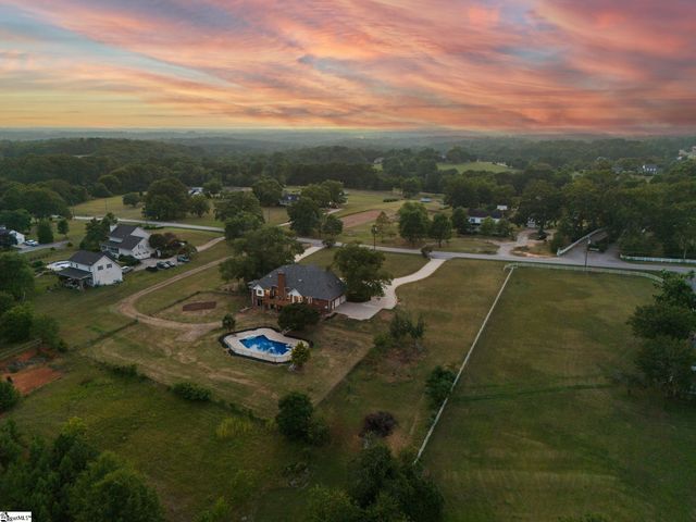 705 Jenkins Bridge Road, Simpsonville, SC 29680