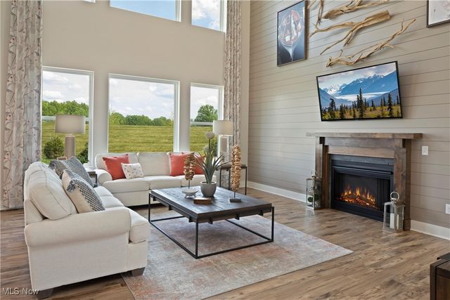 612 College Street, Wadsworth, OH 44281