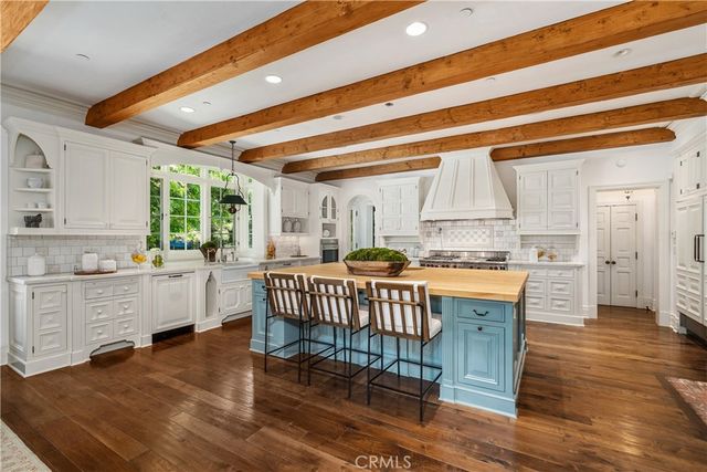 10343 Valley Spring, Toluca Lake, CA 91602
