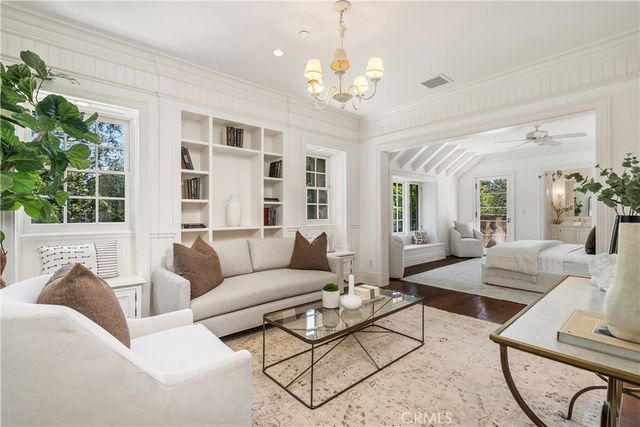 10343 Valley Spring, Toluca Lake, CA 91602