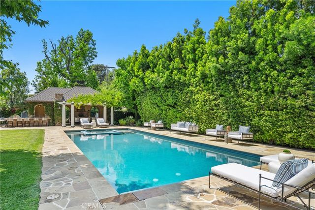10343 Valley Spring, Toluca Lake, CA 91602