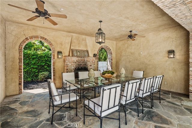 10343 Valley Spring, Toluca Lake, CA 91602