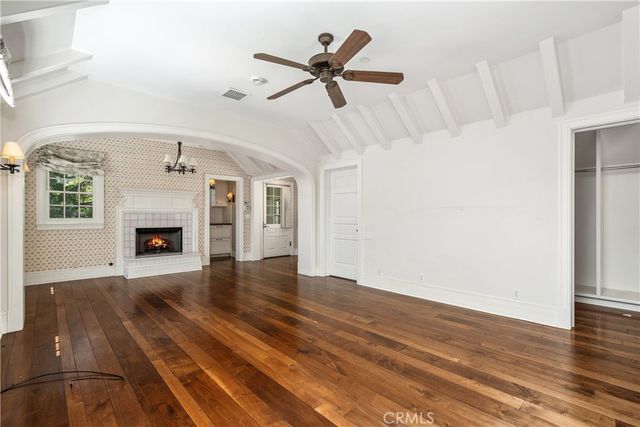 10343 Valley Spring, Toluca Lake, CA 91602
