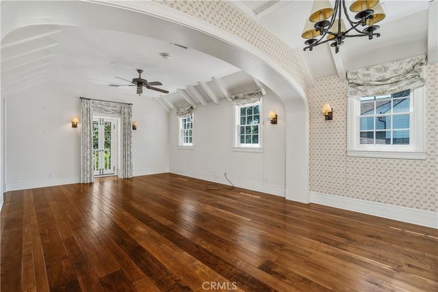 10343 Valley Spring, Toluca Lake, CA 91602