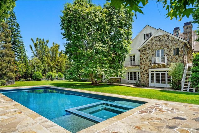 10343 Valley Spring, Toluca Lake, CA 91602