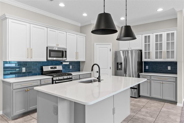 1034 GRAND HILLTOP DRIVE, Apopka, FL 32703