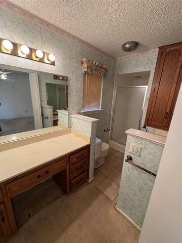 2200 Shady Meadow Court, Arlington, TX 76013