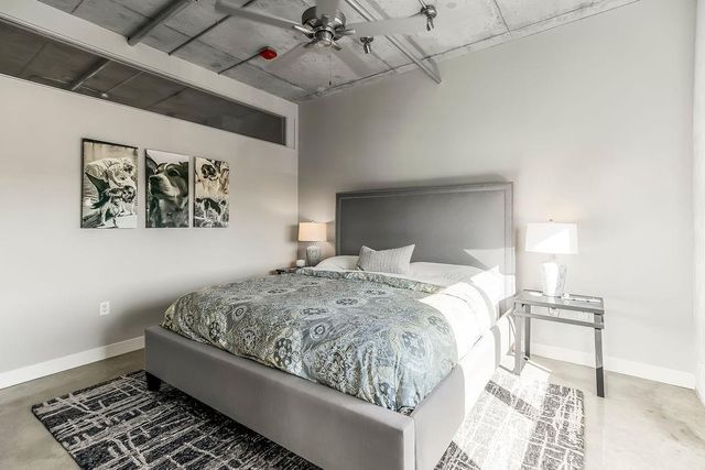 4141 PENNSYLVANIA Avenue 407, Kansas City, MO 64111
