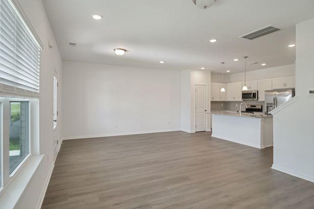348 Canonbury Dr, Lebanon, TN 37087