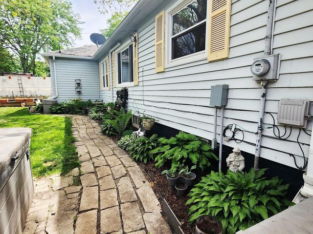 245 ROOSEVELT STREET, Fond Du Lac, WI 54935