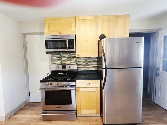 245 ROOSEVELT STREET, Fond Du Lac, WI 54935