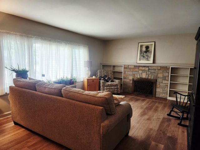 245 ROOSEVELT STREET, Fond Du Lac, WI 54935