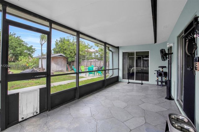 7471 SW 1st Street, Margate, FL 33068