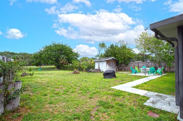 7471 SW 1st Street, Margate, FL 33068