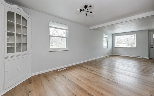 3900 Bonita Dr, Hampton, PA 15101