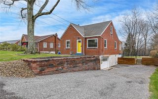 3900 Bonita Dr, Hampton, PA 15101