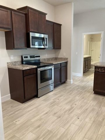 6 OLIVE CIRCLE LOOP, Ocala, FL 34472