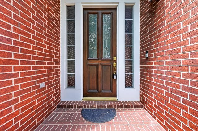 1322 Kirby Lake Court, Richmond, TX 77406