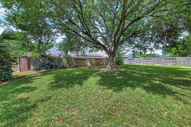 1322 Kirby Lake Court, Richmond, TX 77406