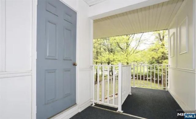 1048 Ash, Mahwah, NJ 07430