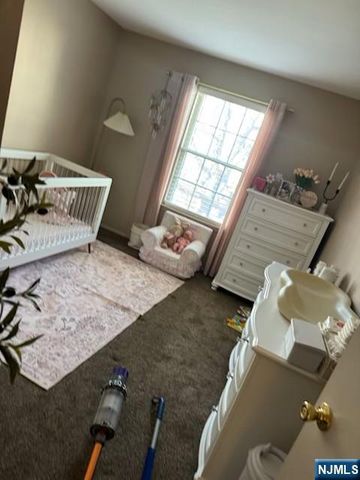 1048 Ash, Mahwah, NJ 07430