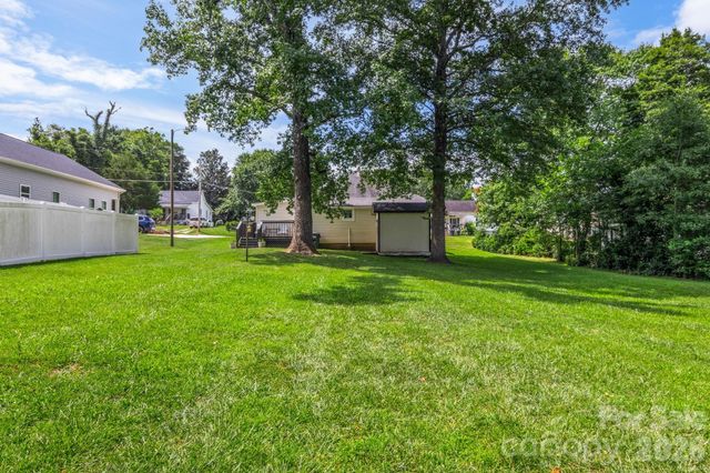 108 Richland Street, Clover, SC 29710