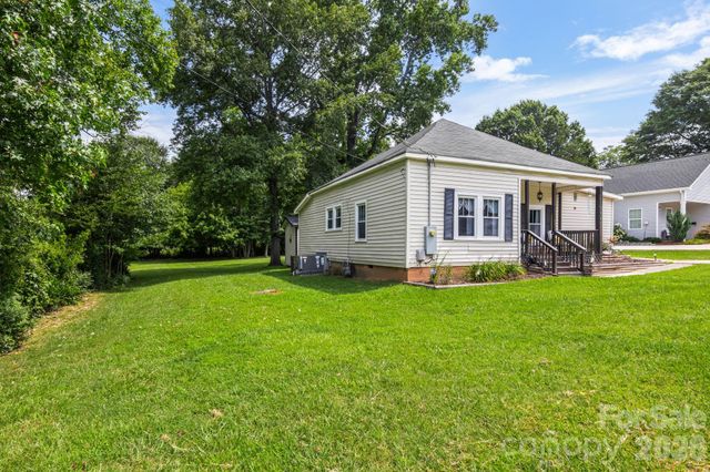 108 Richland Street, Clover, SC 29710