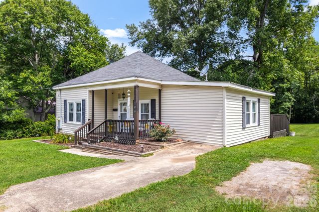 108 Richland Street, Clover, SC 29710
