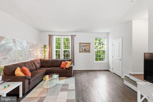 5313 SETTLING POND LN, Greenbelt, MD 20770