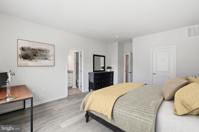 5313 SETTLING POND LN, Greenbelt, MD 20770